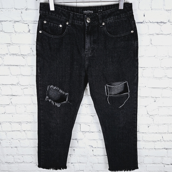 FOLDED & HUNG | slim fit high waist frayed hem cropped distressed jeans - Picture 5 of 9